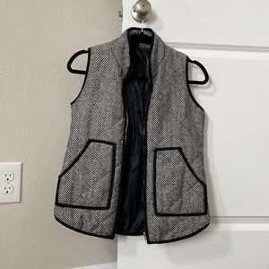 Choies small zippered vest